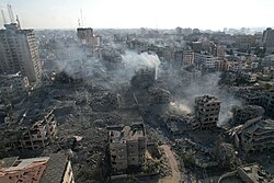 2023. októberében az izraeli bombázások után   Wikipédia